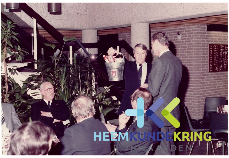 gemeente H&A 27-01-1984 ingebruik name voormalige brandblus boot van Emmerich Coll. HKR (9)